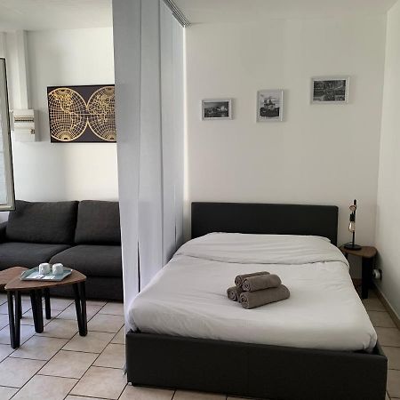 Апартаменти Studio Paul - Terrasse - Parking Gratuit - Need And Co Блуа Екстер'єр фото